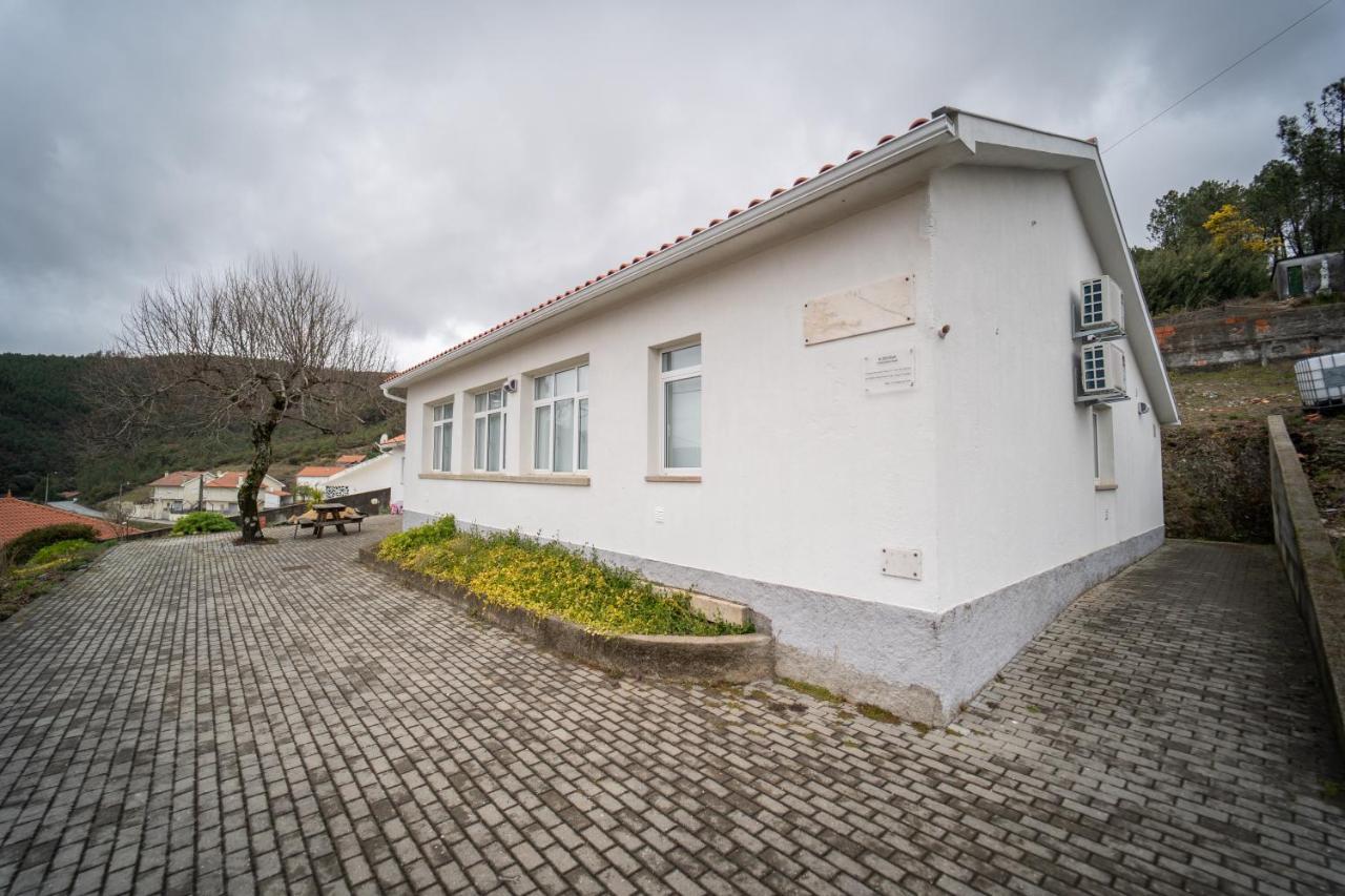 Casas Da Escola - "A Escola" - Meas Βίλα Pampilhosa da Serra Εξωτερικό φωτογραφία