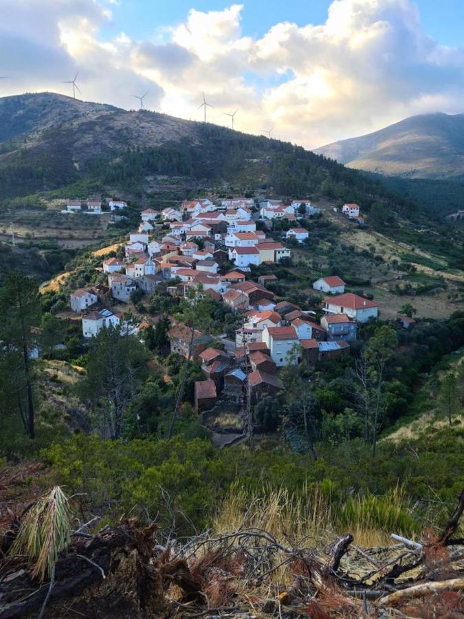 Casas Da Escola - "A Escola" - Meas Βίλα Pampilhosa da Serra Εξωτερικό φωτογραφία