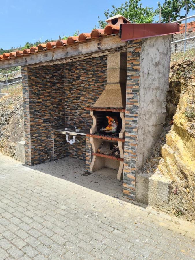 Casas Da Escola - "A Escola" - Meas Βίλα Pampilhosa da Serra Εξωτερικό φωτογραφία